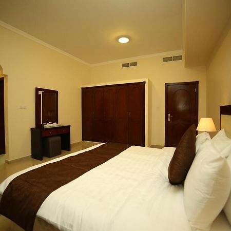 President Suites Apartments Манама Екстер'єр фото
