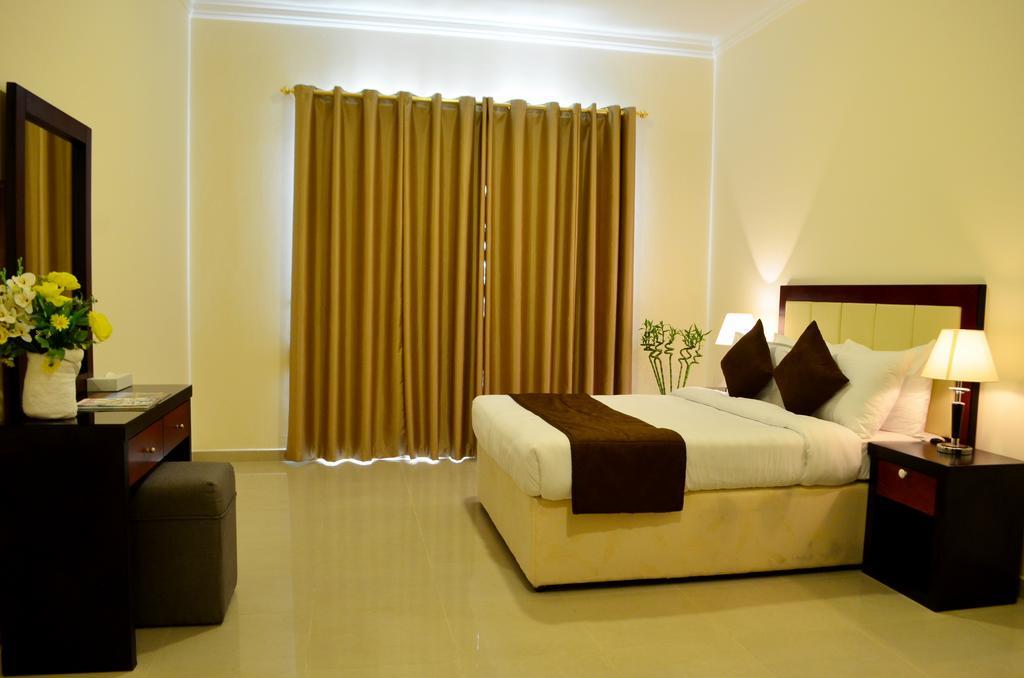 President Suites Apartments Манама Екстер'єр фото