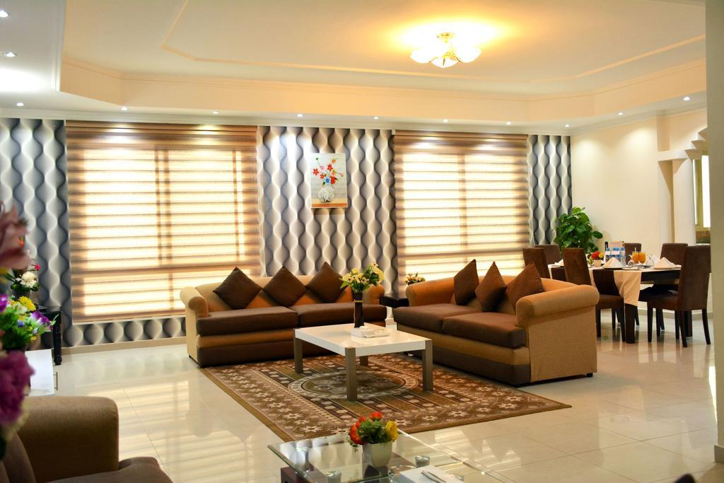 President Suites Apartments Манама Екстер'єр фото