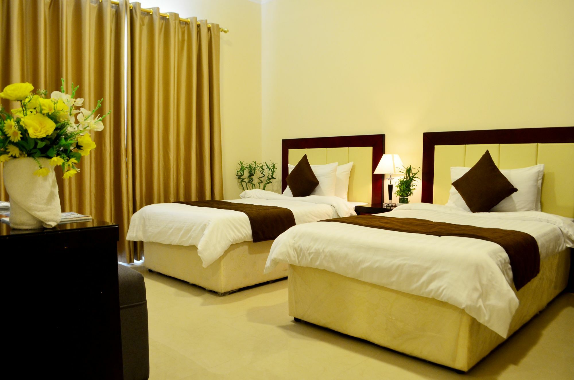 President Suites Apartments Манама Екстер'єр фото